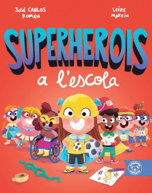 (CAT) SUPERHEROIS A L�ESCOLA